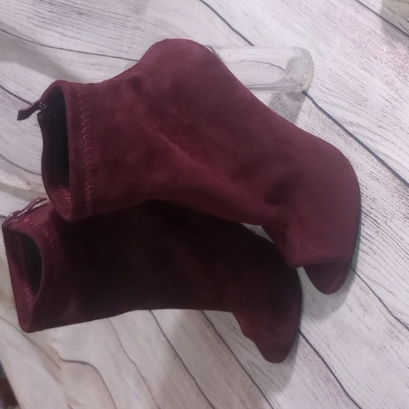Charlotte Russe Burgundy Heeled Boots - Picture 1 of 3